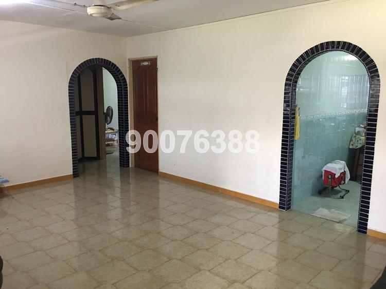 Blk 212 Bukit Batok Street 21 (Bukit Batok), HDB 4 Rooms #150100002